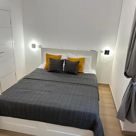 Vidri Apartment